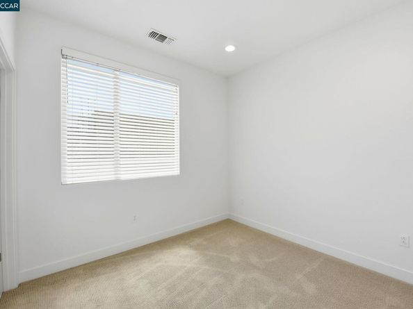 967 24Th St, Oakland CA 94607