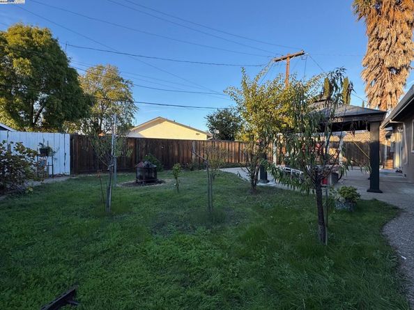 7608 Canterbury Ln, Dublin CA 94568