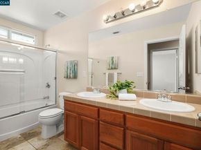 1775 Rose Gate Cmn, Livermore CA 94551