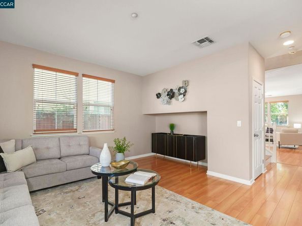 1775 Rose Gate Cmn, Livermore CA 94551