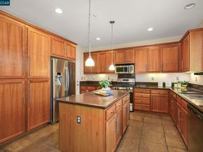 1775 Rose Gate Cmn, Livermore CA 94551