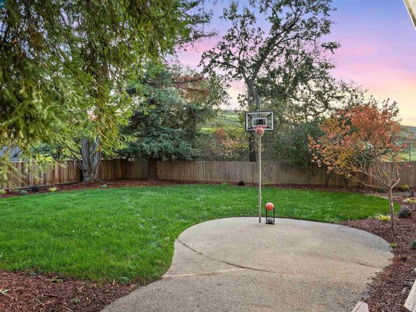 2175 Lariat Lane, Walnut Creek CA 94596