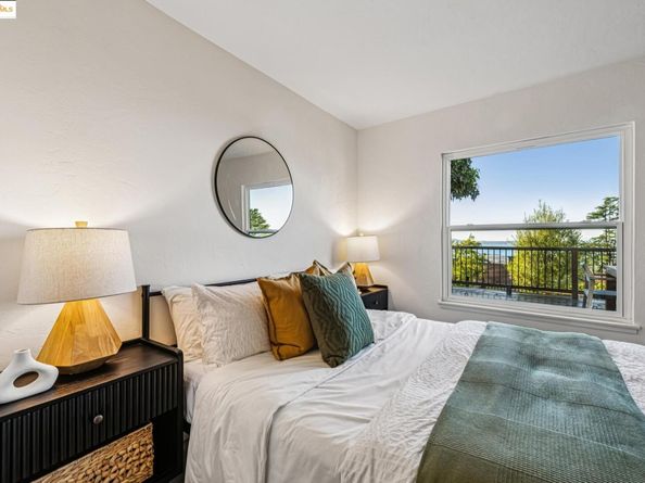 946 Creston Rd, Berkeley CA 94708