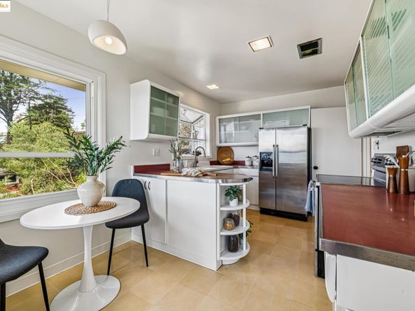 946 Creston Rd, Berkeley CA 94708