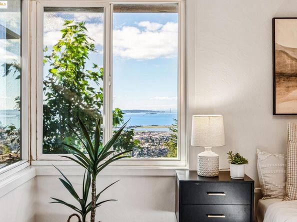 946 Creston Rd, Berkeley CA 94708