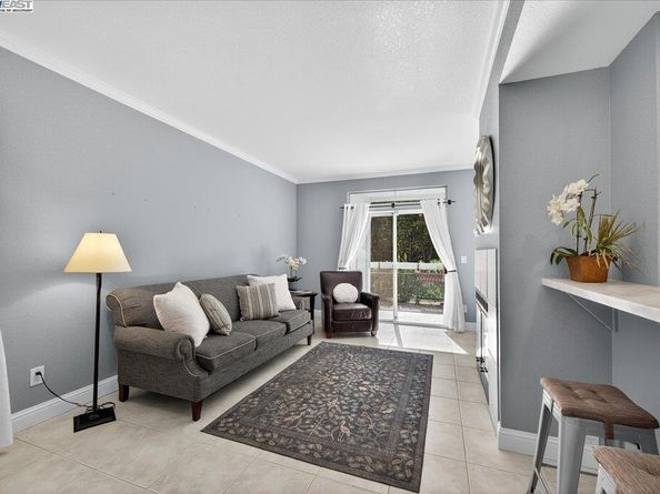 7875 Canyon Meadow Cir C, Pleasanton CA 94588