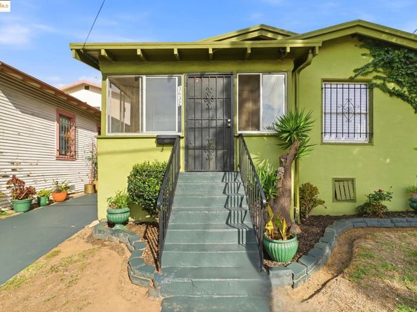 3632 Hageman Avenue, Oakland CA 94619