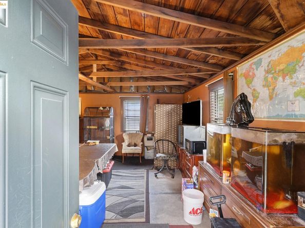 3632 Hageman Avenue, Oakland CA 94619