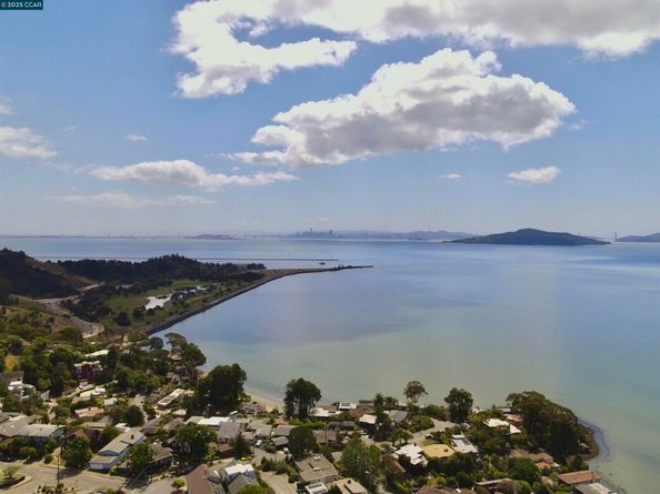 115 Ohio Ave, Richmond CA 94804