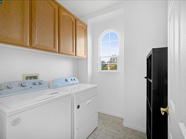 5700 Oakmont Dr, Richmond CA 94806