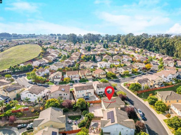 5700 Oakmont Dr, Richmond CA 94806