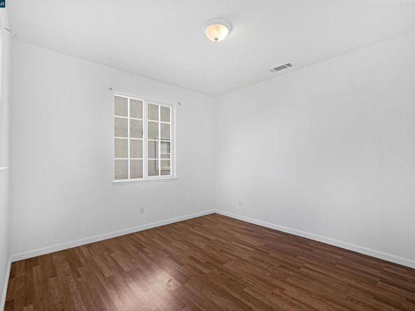 5700 Oakmont Dr, Richmond CA 94806