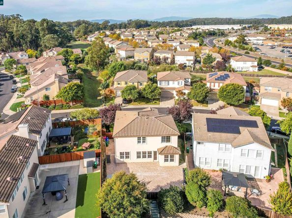 5700 Oakmont Dr, Richmond CA 94806