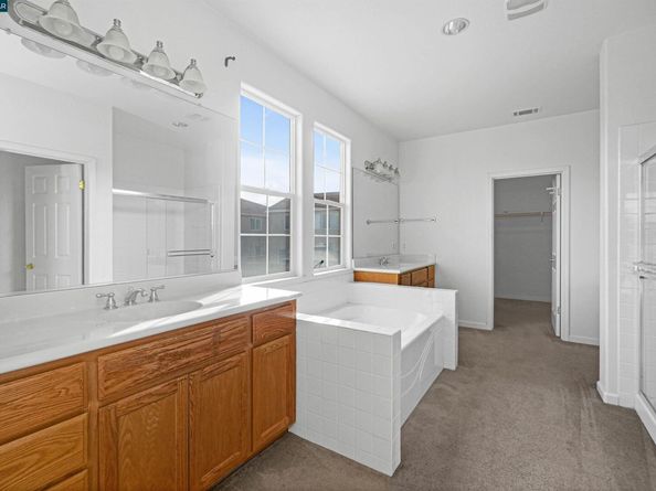 5700 Oakmont Dr, Richmond CA 94806