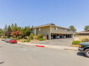 1965 Ascot Dr 6, Moraga CA 94556