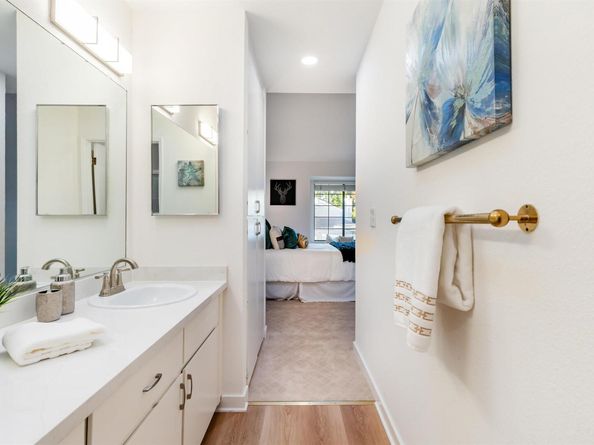 601 Palomino Dr C, Pleasanton CA 94566