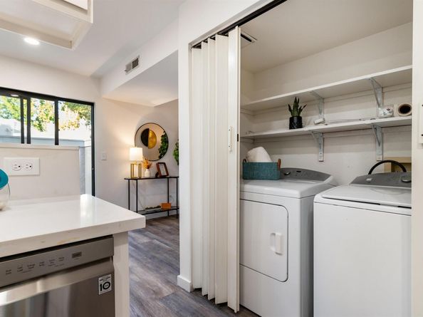 601 Palomino Dr C, Pleasanton CA 94566