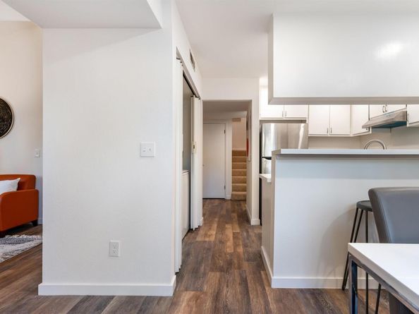 601 Palomino Dr C, Pleasanton CA 94566