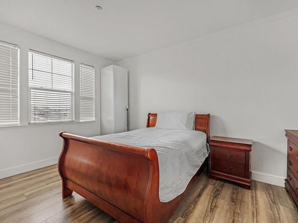 1594 Tucker St 56, Oakland CA 94603
