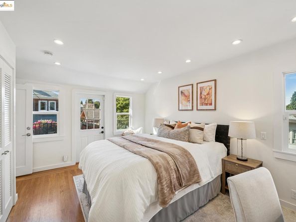 2417 Webster ST, Berkeley CA 94705