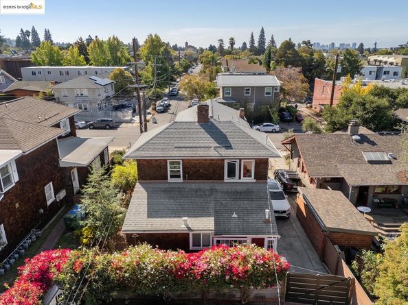 2417 Webster ST, Berkeley CA 94705