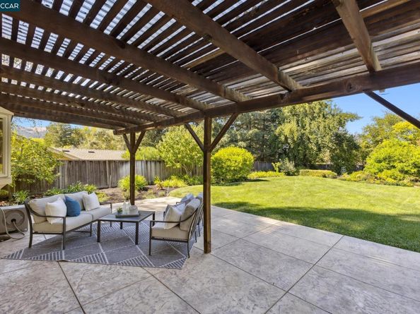 800 El Capitan Drive, Danville CA 94526