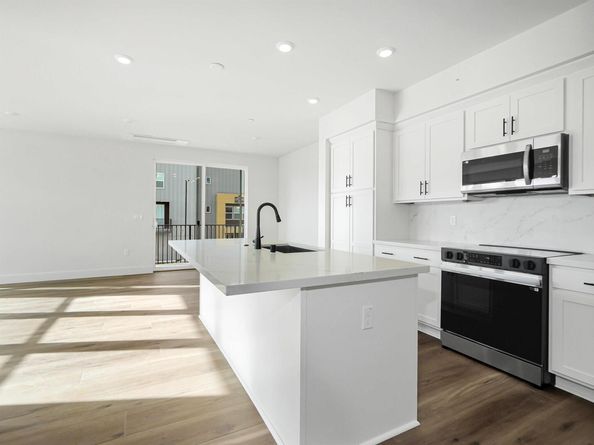 2055 Clement Avenue, Alameda CA 94501