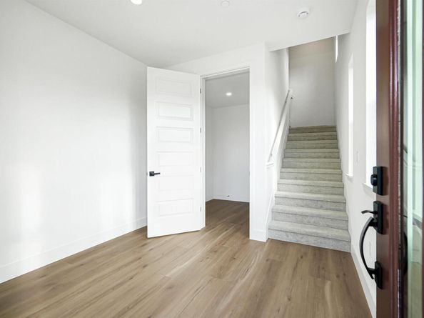 2055 Clement Avenue, Alameda CA 94501