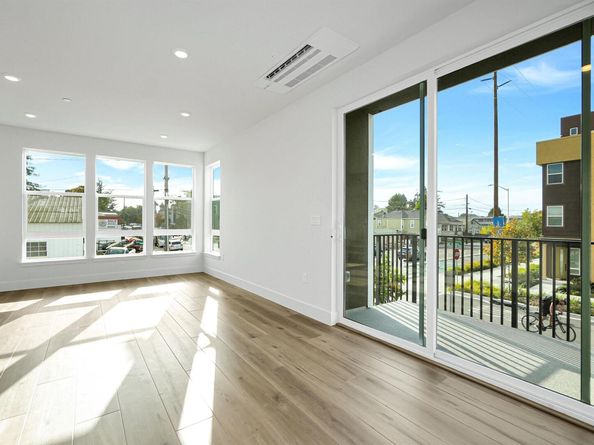 2055 Clement Avenue, Alameda CA 94501