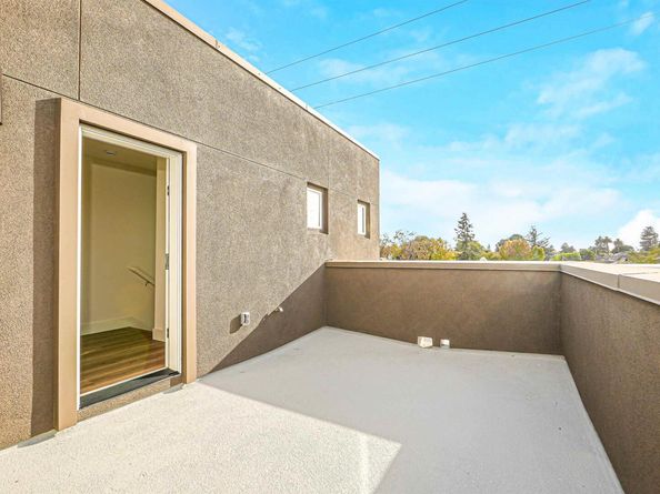 2055 Clement Avenue, Alameda CA 94501