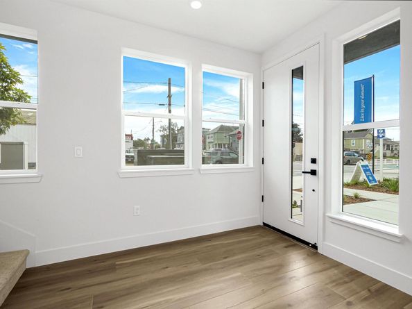 2055 Clement Avenue, Alameda CA 94501