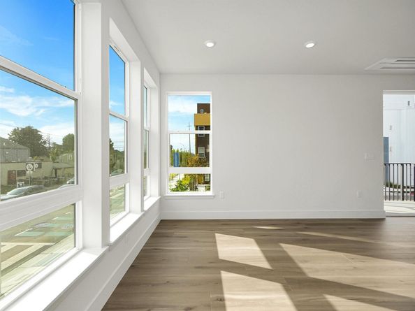 2055 Clement Avenue, Alameda CA 94501