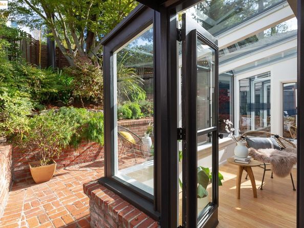 5973 Rincon Dr, Oakland CA 94611