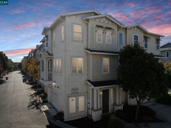 702 Jetty Dr, Richmond CA 94804