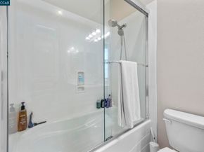 702 Jetty Dr, Richmond CA 94804