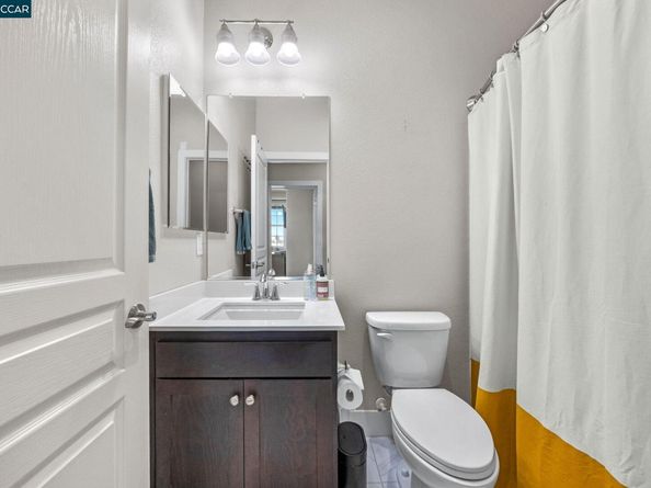 702 Jetty Dr, Richmond CA 94804