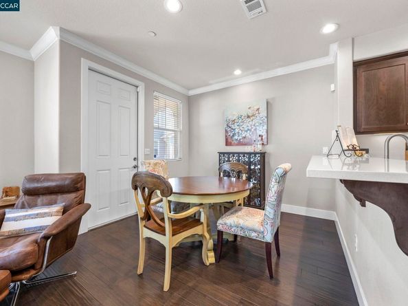 702 Jetty Dr, Richmond CA 94804