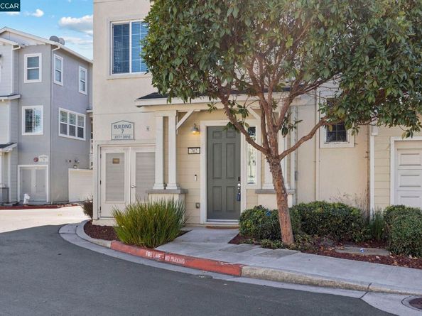 702 Jetty Dr, Richmond CA 94804