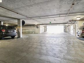 6466 Hollis St 242, Emeryville CA 94608