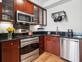 6466 Hollis St 242, Emeryville CA 94608