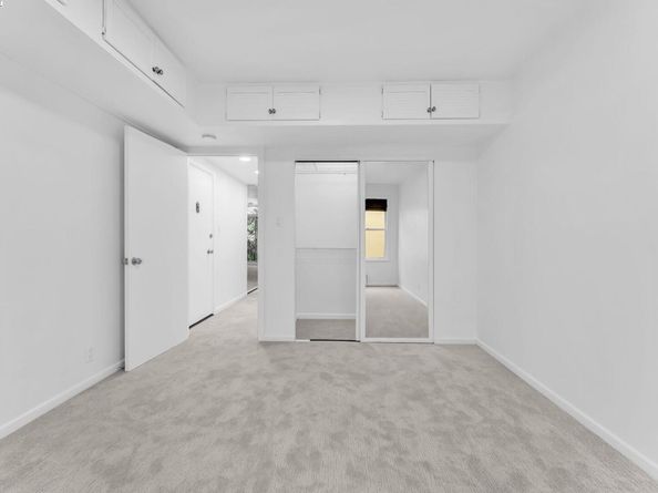 1260 Clay St 207, San Francisco CA 94108