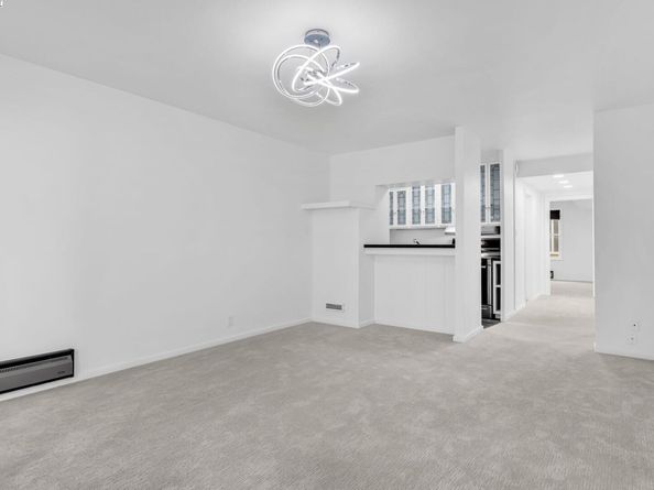 1260 Clay St 207, San Francisco CA 94108