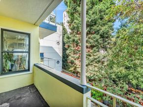 1260 Clay St 207, San Francisco CA 94108