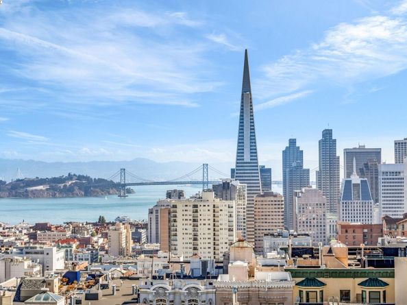 1260 Clay St 207, San Francisco CA 94108