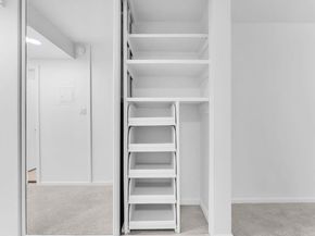 1260 Clay St 207, San Francisco CA 94108