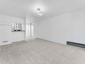 1260 Clay St 207, San Francisco CA 94108