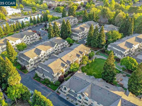 3045 Fostoria Cir, Danville CA 94526