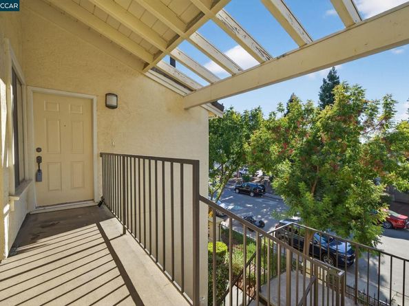 3045 Fostoria Cir, Danville CA 94526