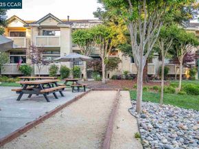 3045 Fostoria Cir, Danville CA 94526