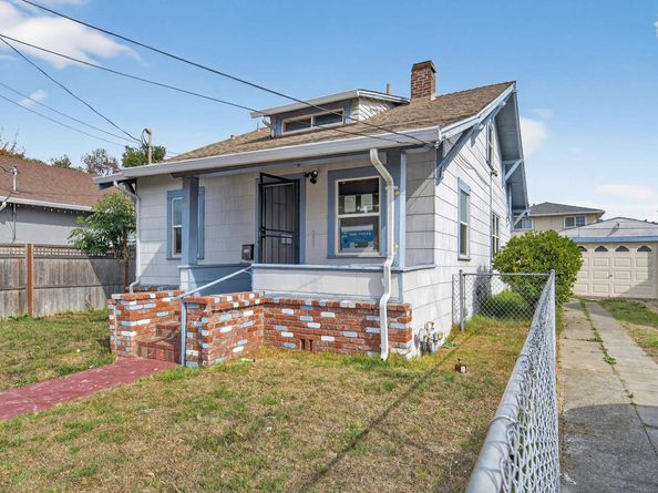 7412 Weld St, Oakland CA 94621
